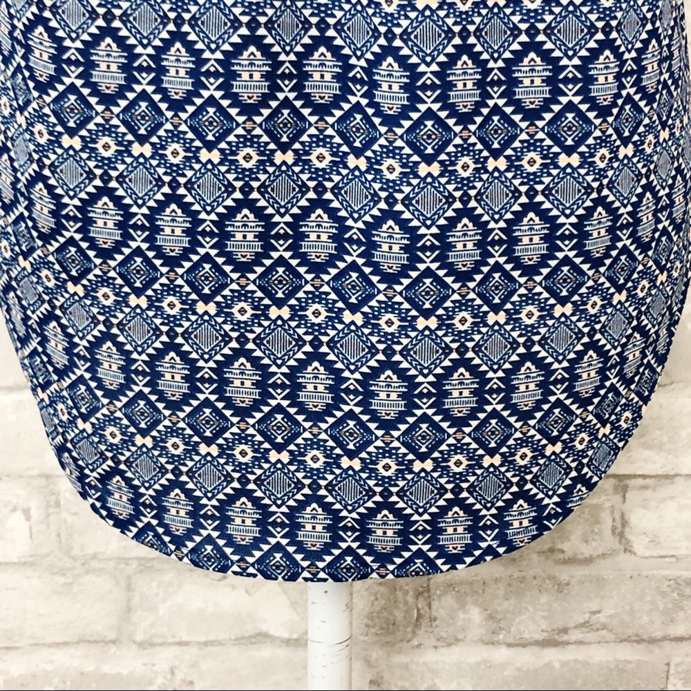 LUSH Boho Blue Mod Print Sleeveless V-Neck Tunic Tank-Top Blouse Size Small - Picture 12 of 15